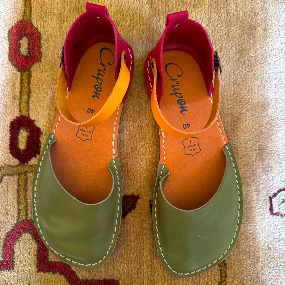 Crupon CUSTOM Trevi Barefoot Mary Jane-Style Flats EU40 EUC